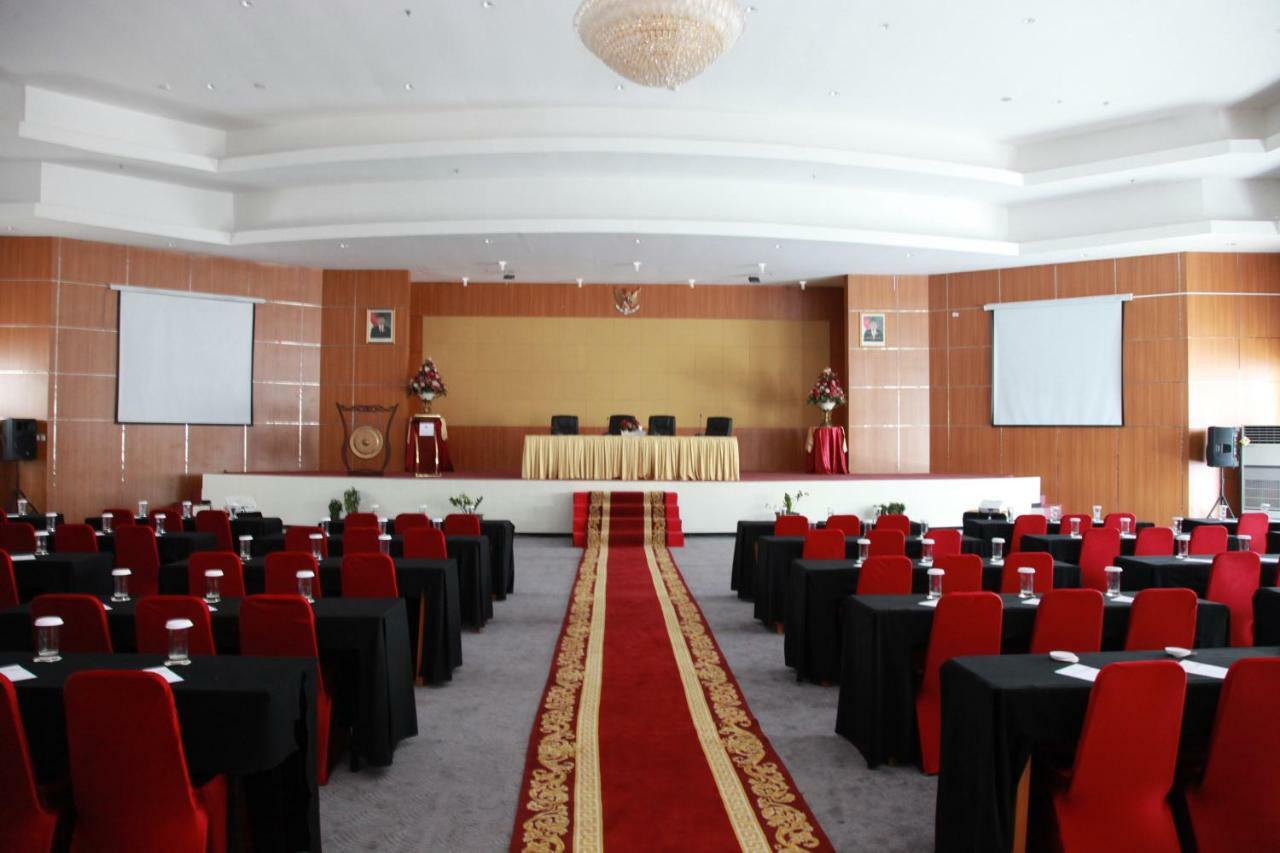 מלון Gorontalo Training Centre Damhil מראה חיצוני תמונה